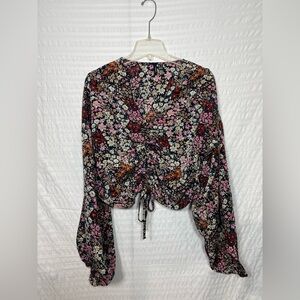 Vero Moda Women’s Ruched Floral Long Sleeve Tie Front cropped Blouse Size Small